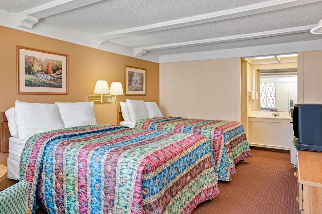 Knights Inn Charleston West Virginia Pokoj fotografie