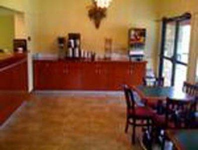 Knights Inn Charleston West Virginia Restaurace fotografie